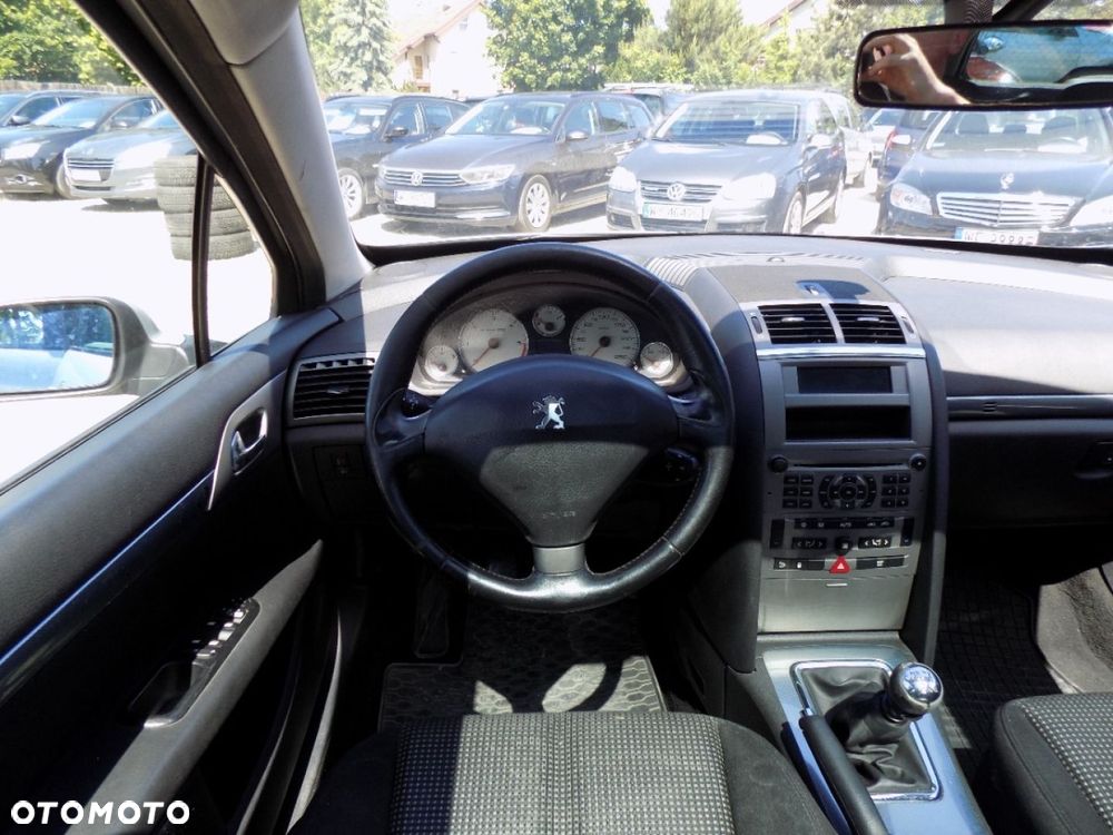 Peugeot 407 - 6