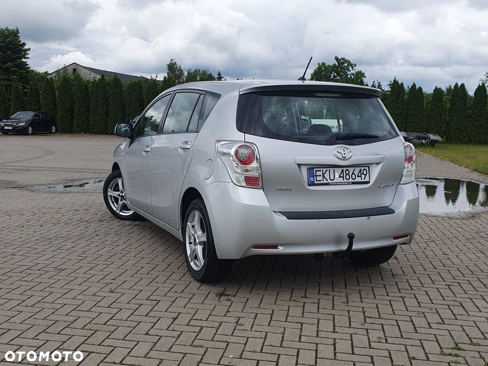 Toyota Verso - 10
