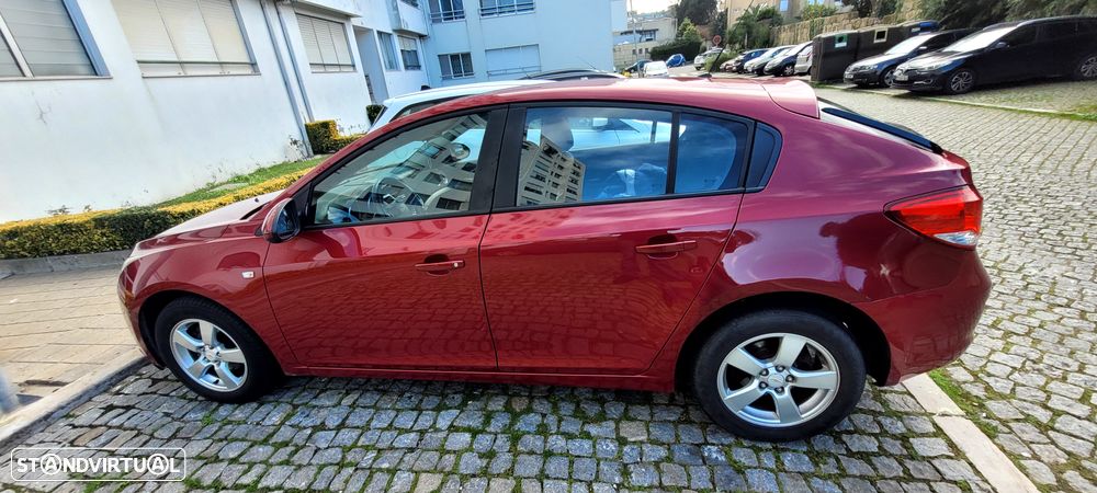 Chevrolet Cruze 1.6 LT - 5