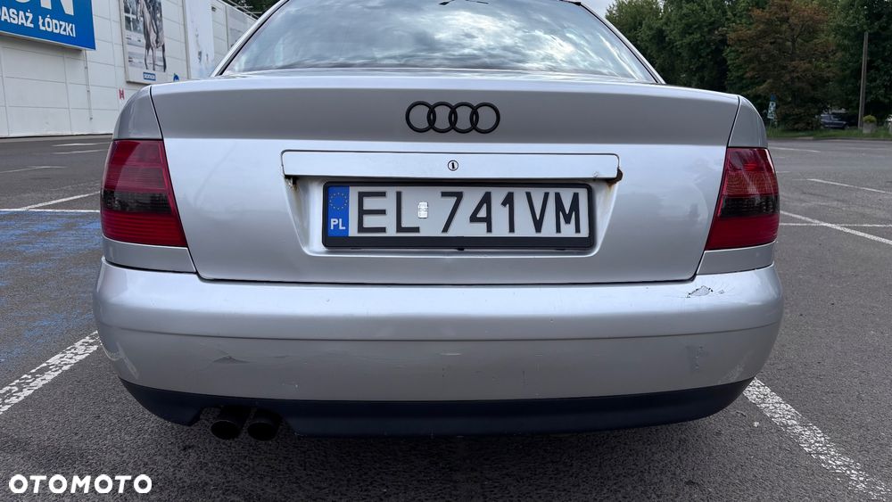 Audi A4 Limousine 2.4 Quattro - 13