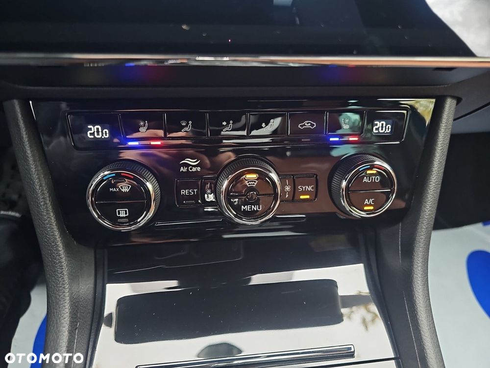 Skoda Superb 2.0 TDI SCR L&K DSG - 25