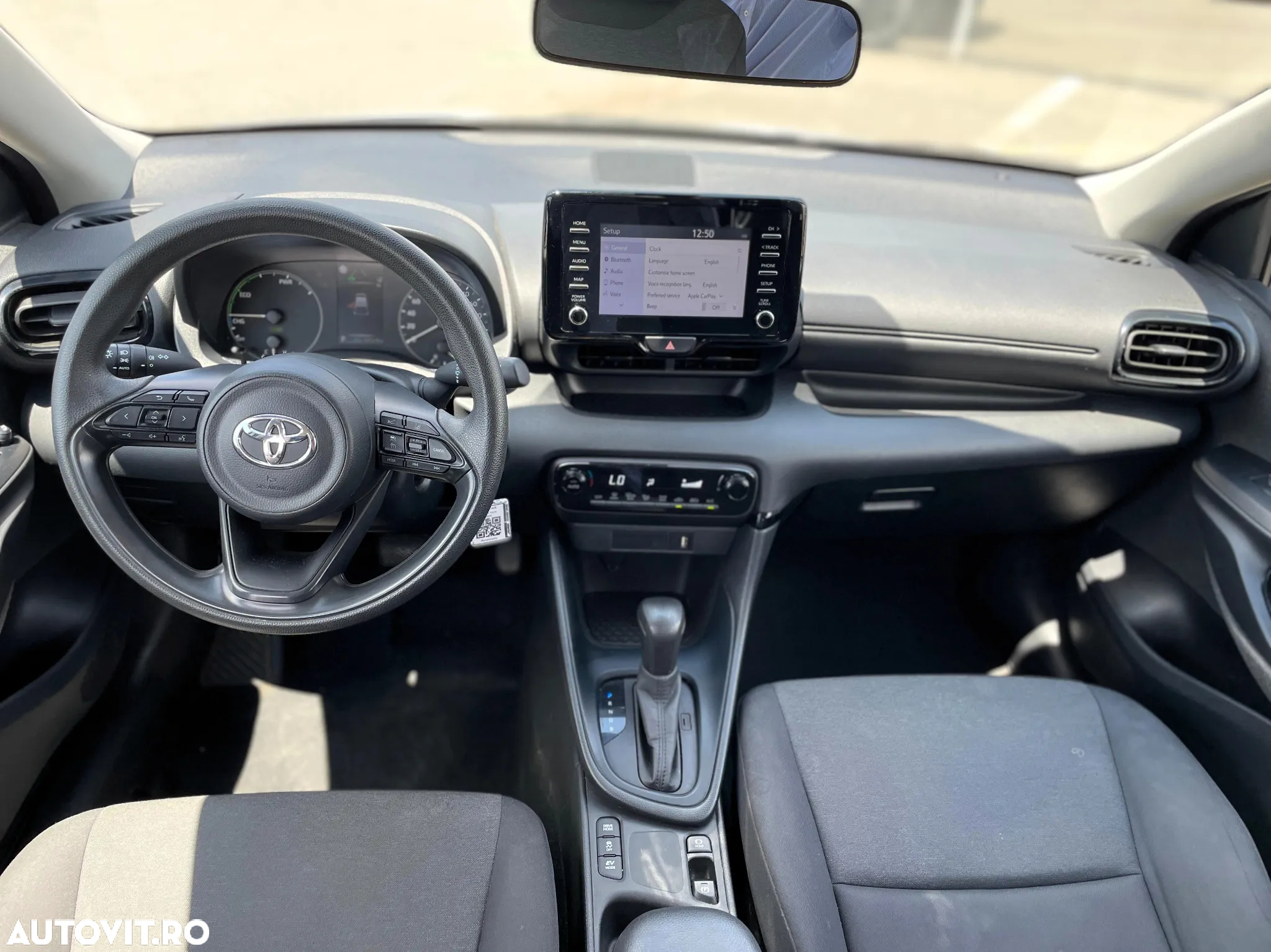 Toyota Yaris 1.5 L CVT Active - 3