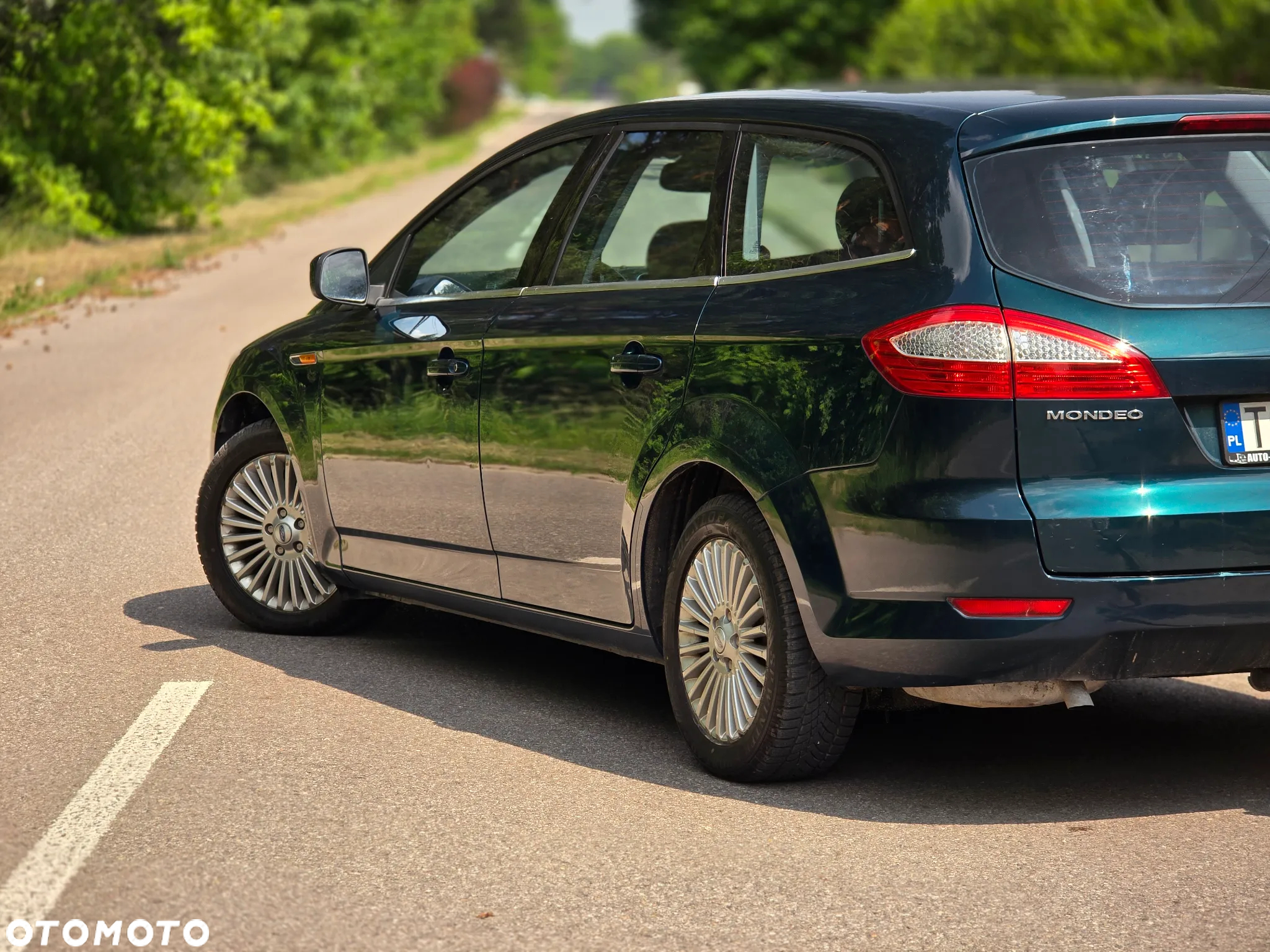 Ford Mondeo 2.0 FF Titanium - 35