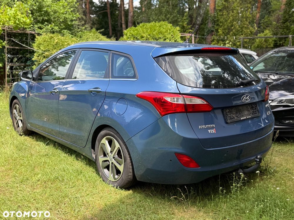 Hyundai i30 blue Kombi 1.4 YES Silver - 7