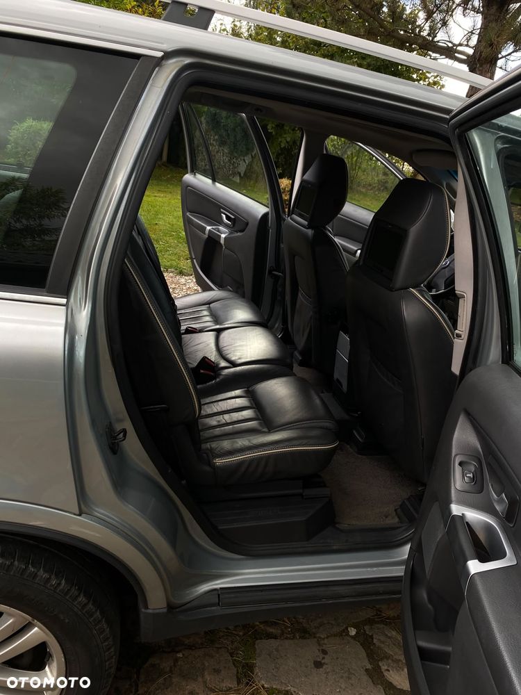 Volvo XC 90 D5 AWD Executive - 11