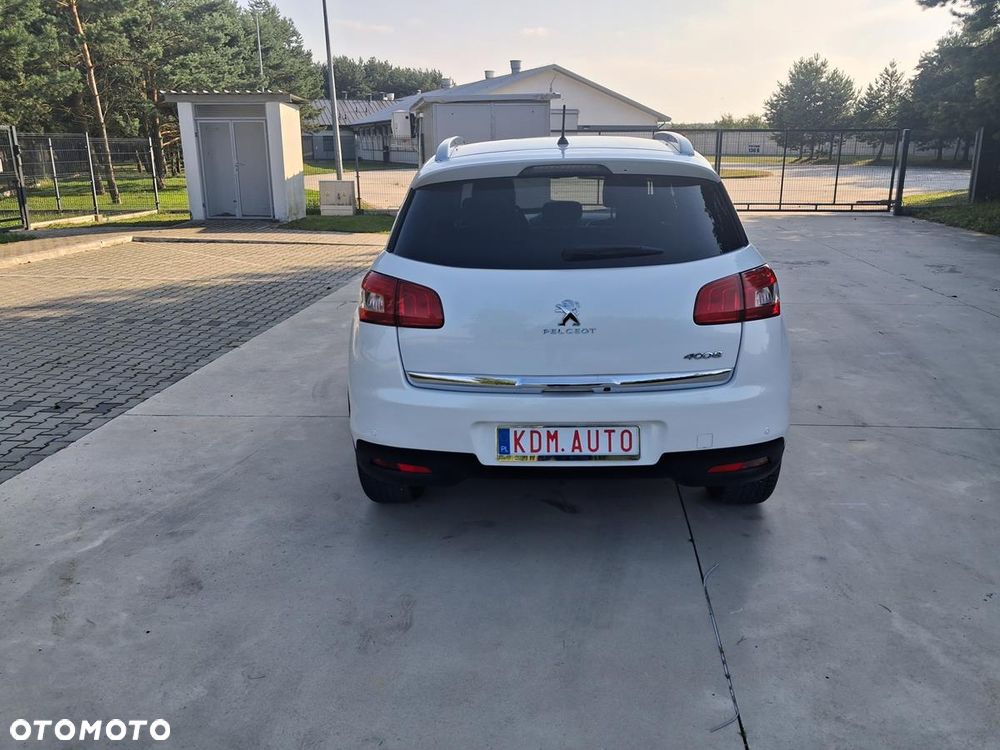 Peugeot 4008 - 9