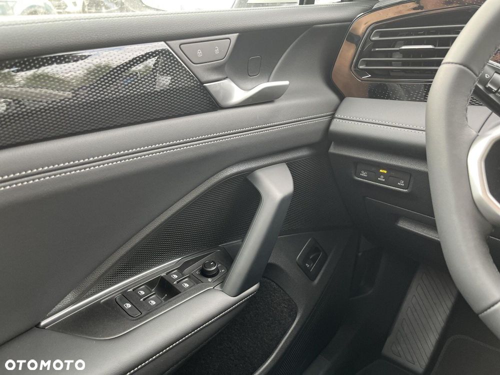 Volkswagen Tiguan - 35