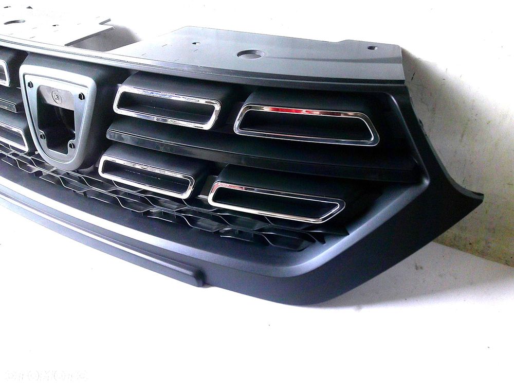 dacia dokker lodgy lift grill atrapa nowa z uszk - 7