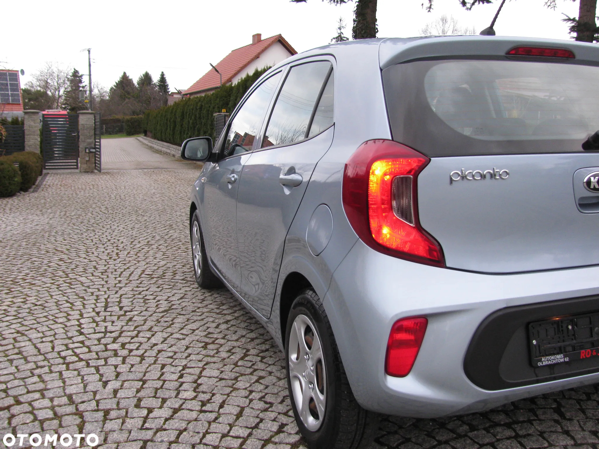 Kia Picanto - 33