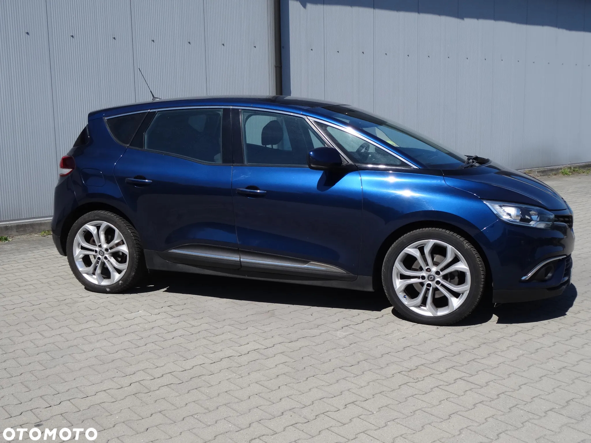 Renault Scenic 1.5 dCi Intens - 8