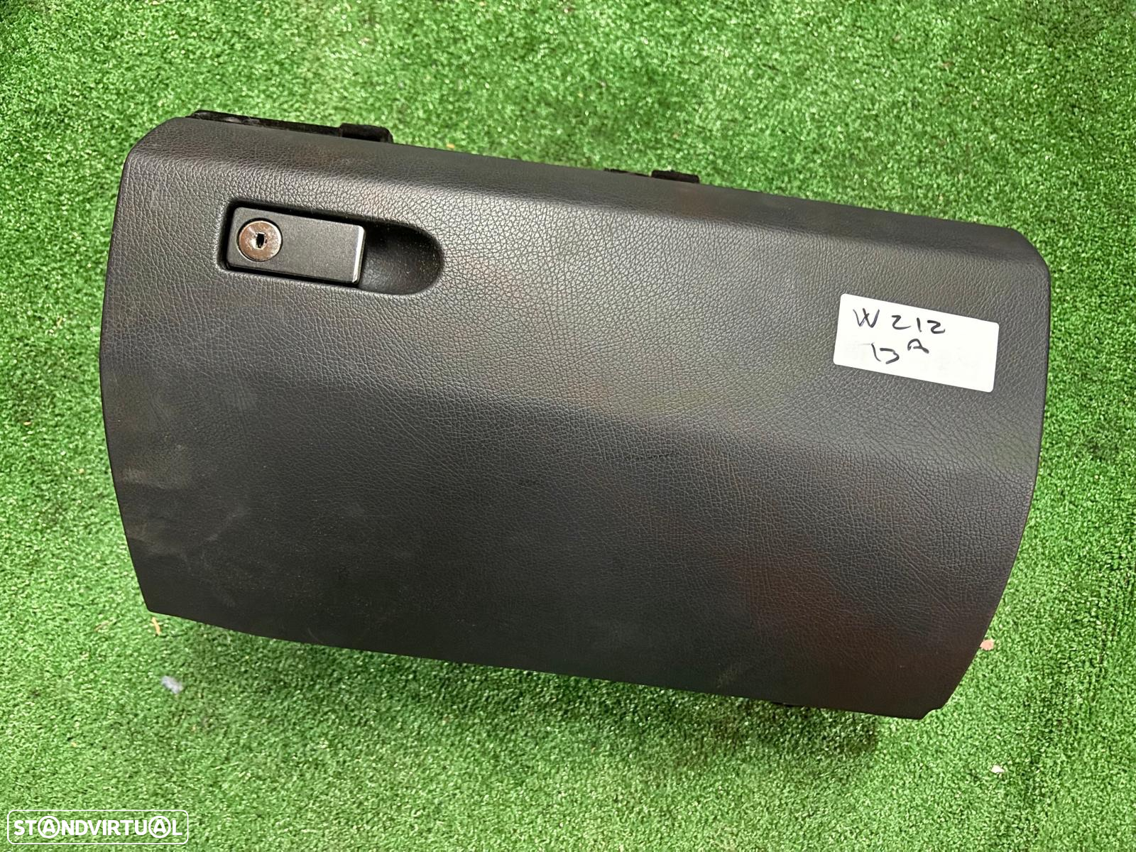 Porta Luvas Mercedes W212 - 2