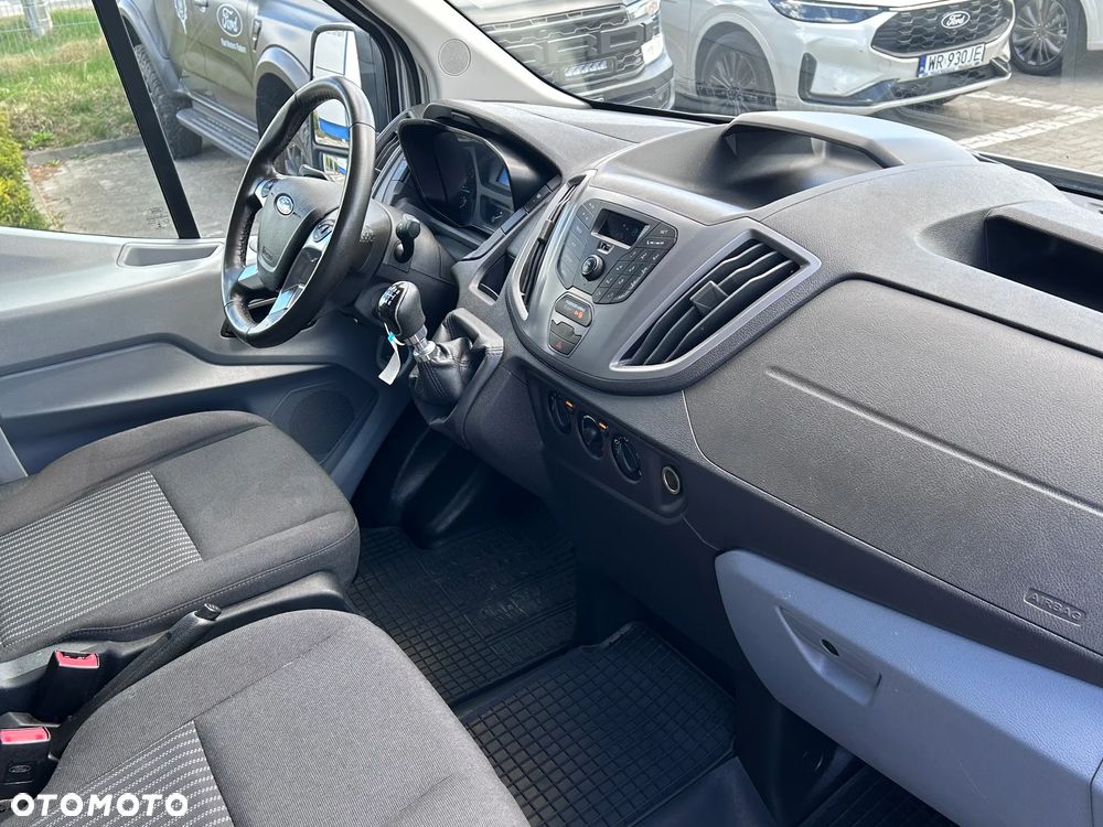 Ford Transit - 16