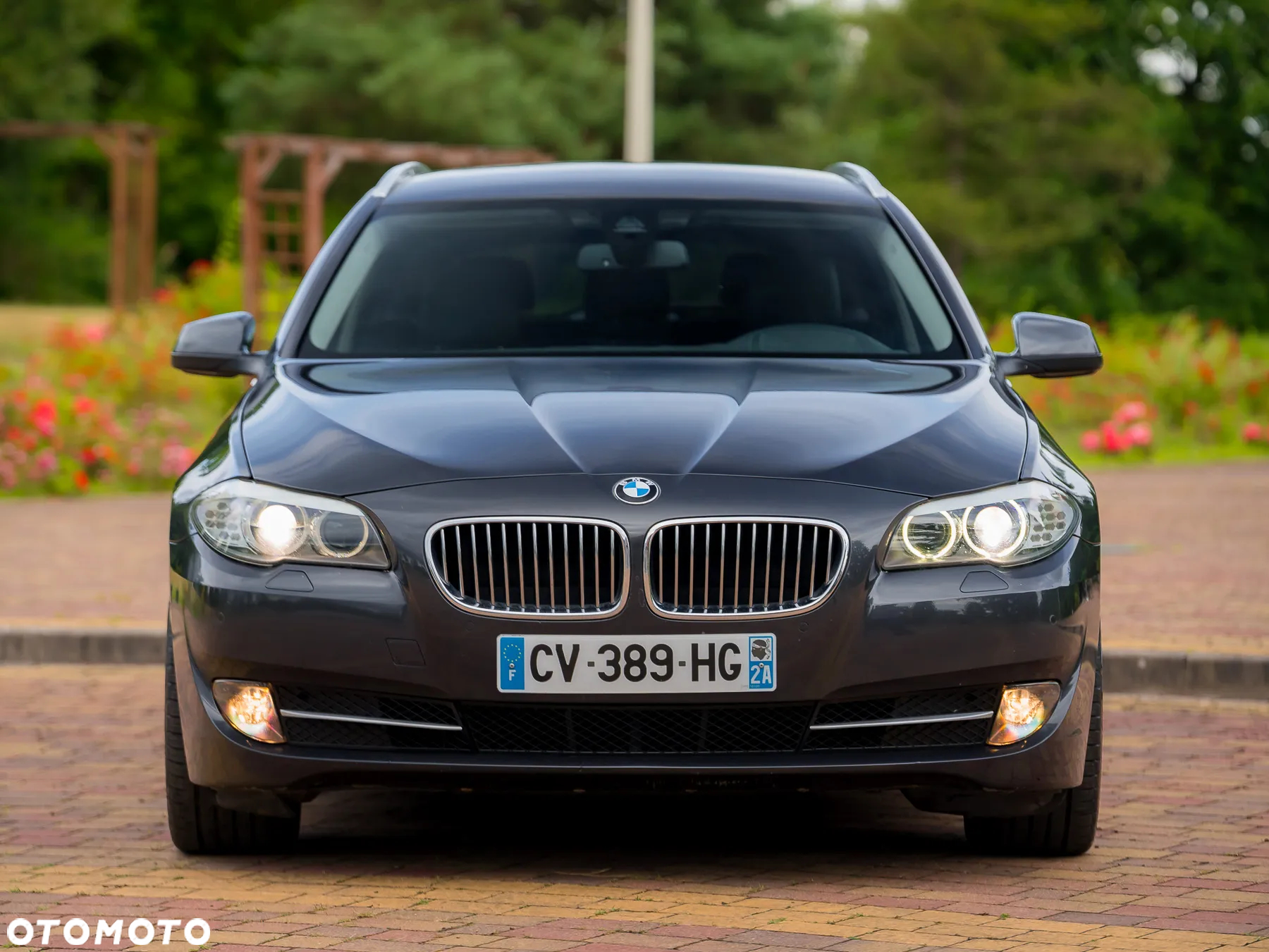 BMW Seria 5 525d Touring Sport-Aut Luxury Line - 3