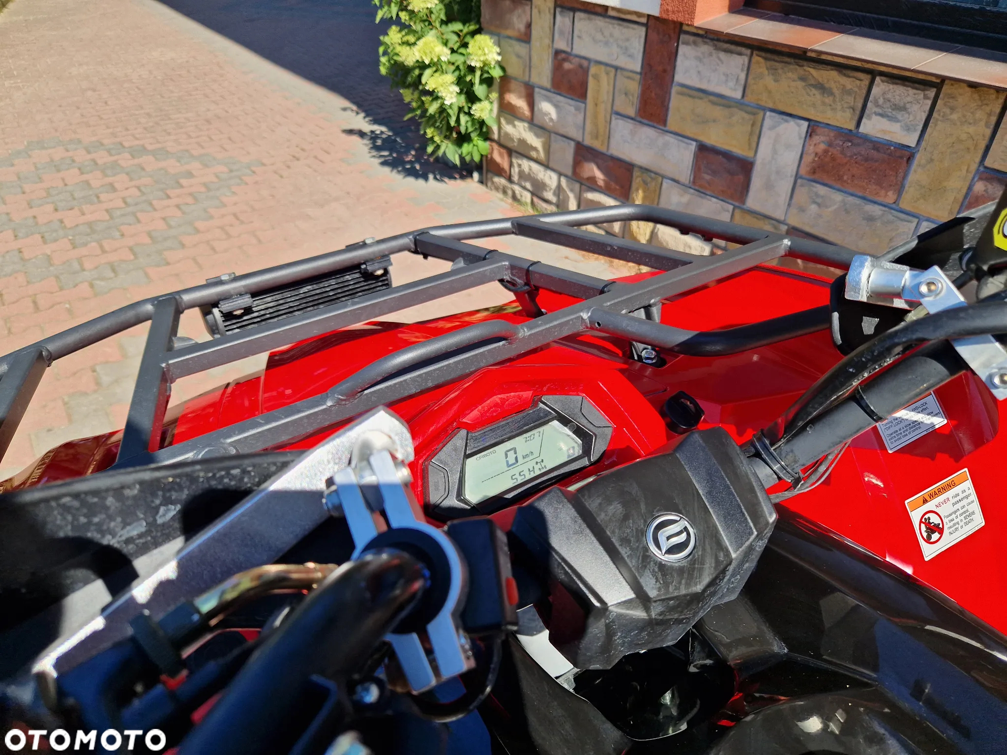 CFMoto 300NK - 23