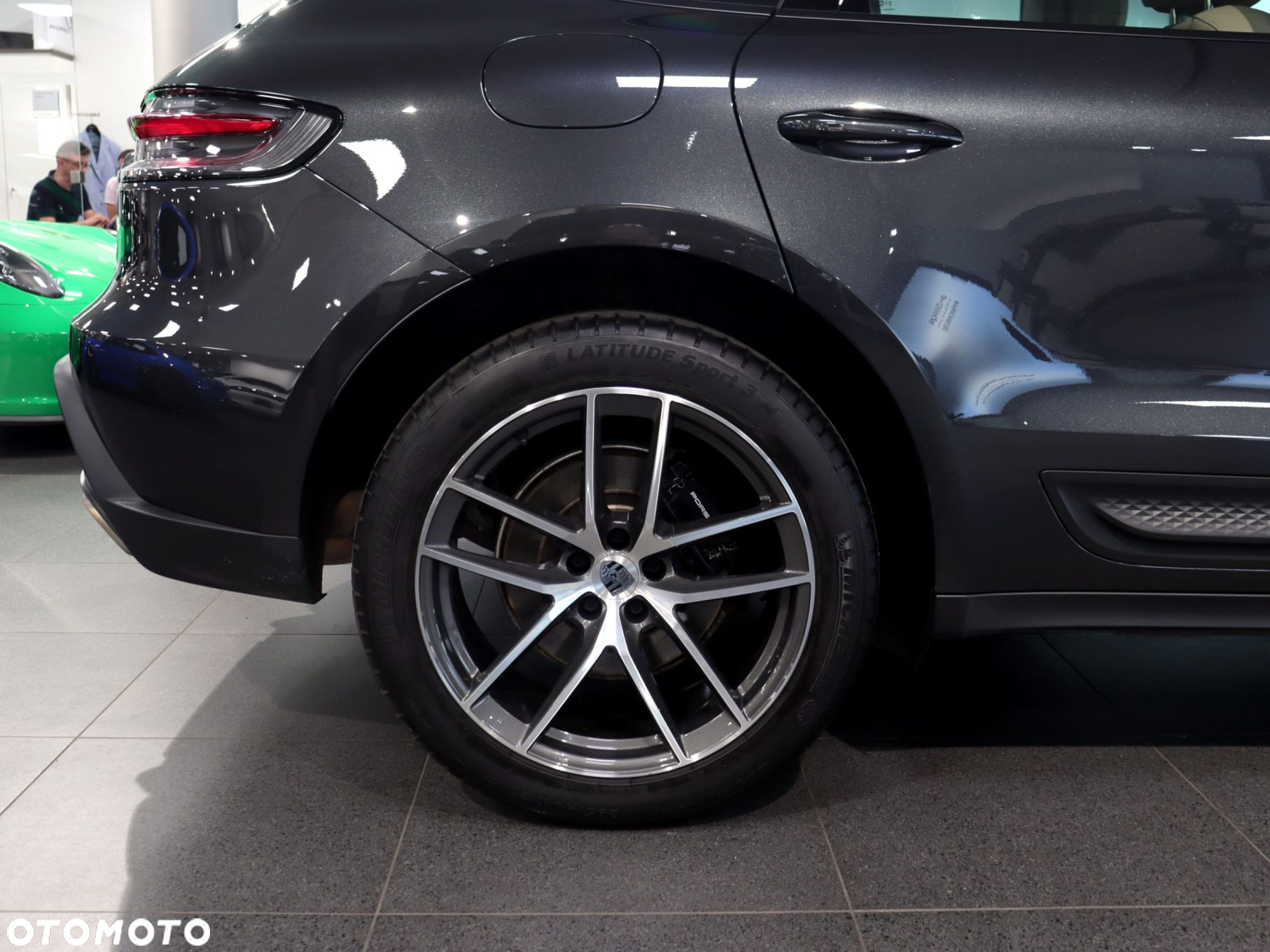 Porsche Macan - 13