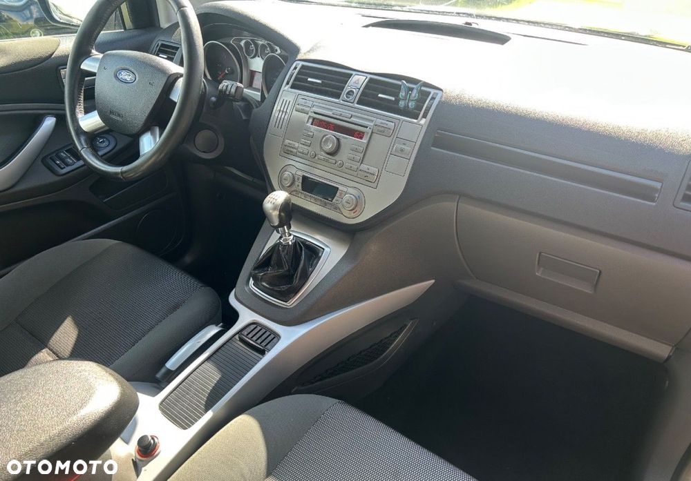Ford Kuga - 14
