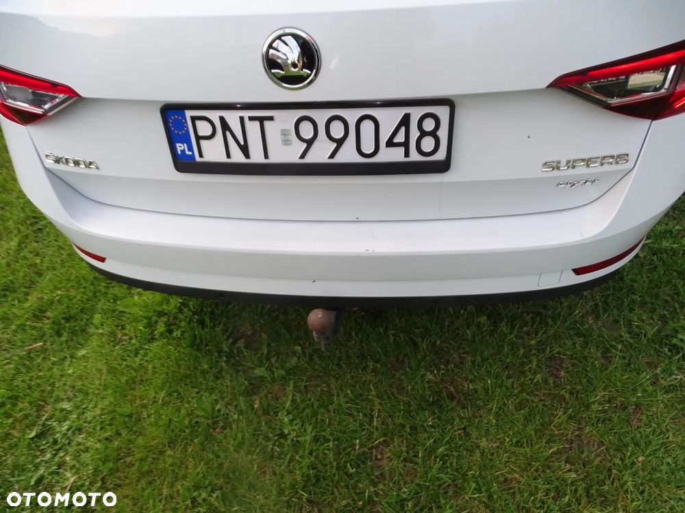 Skoda Superb 2.0 TDI SCR 4x4 L&K DSG - 5