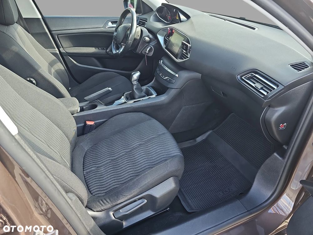 Peugeot 308 1.6 HDi Access - 12