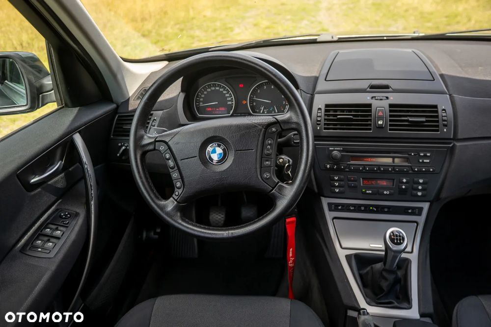BMW X3 xDrive20i - 29