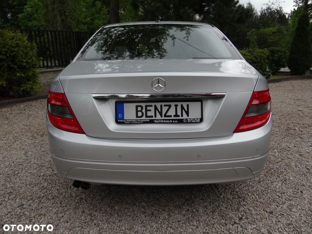 Mercedes-Benz Klasa C 180 BlueEFFICIENCY 7G-TRONIC Avantgarde - 11