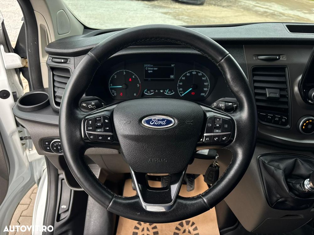 Ford TRANSIT CUSTOM - 15