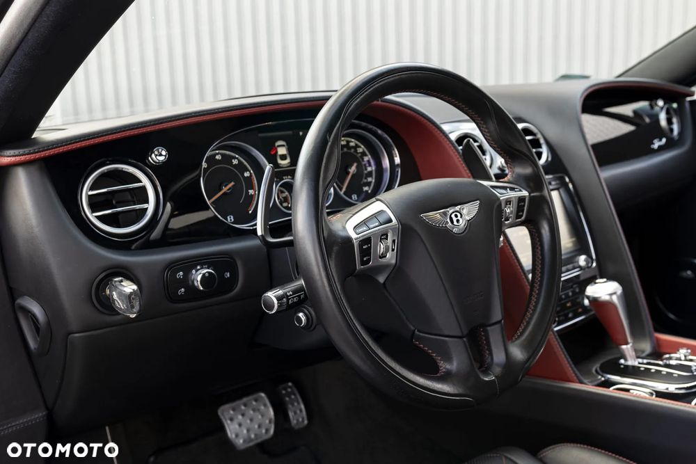 Bentley Continental GT - 10