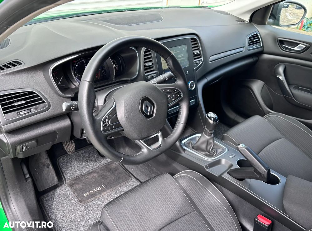Renault Megane BLUE dCi 115 ZEN - 18
