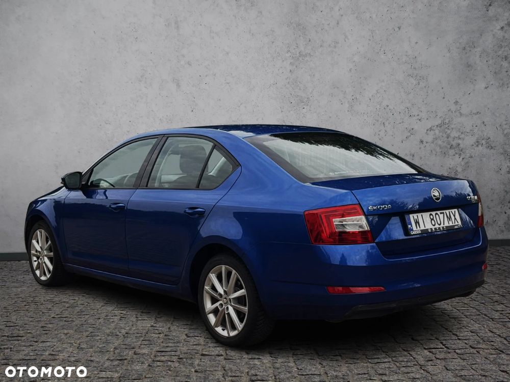 Skoda Octavia 2.0 TDI Style DSG - 3