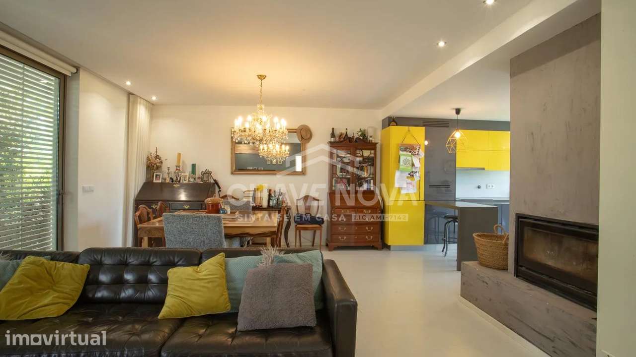 Moradia Triplex V3 em Serzedo Vila Nova de Gaia-SD/04664/MH - Grande imagem: 3/14