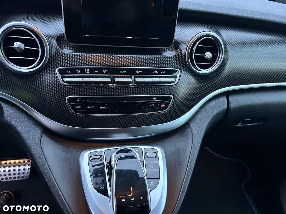 Mercedes-Benz Klasa V 220 d 4-Matic 7G-Tronic - 8