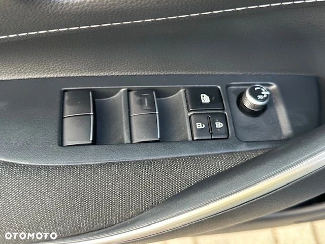 Toyota Corolla 1.8 Comfort - 31