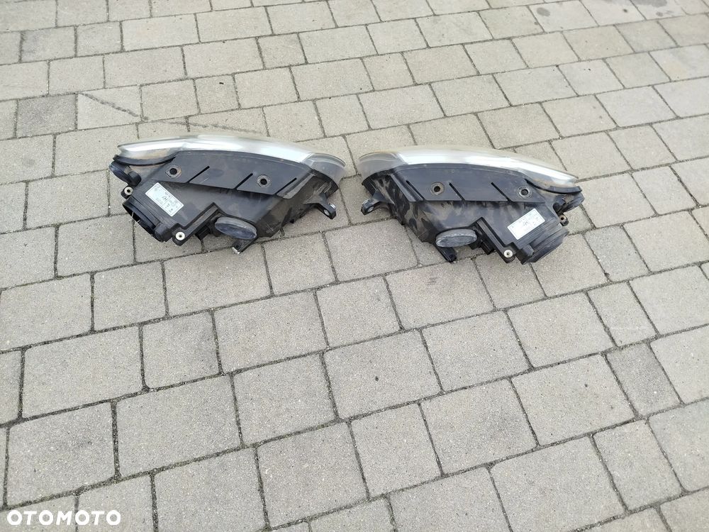 VW Passat B6 komplet lamp przednich - 5