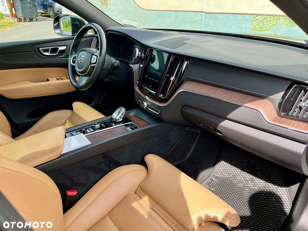 Volvo XC 60 B5 B AWD Inscription - 8