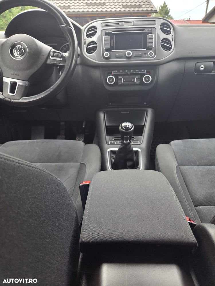 Volkswagen Tiguan - 9