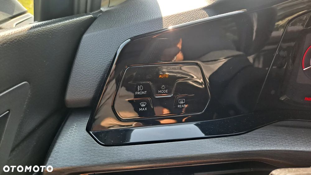 Volkswagen Golf 2.0 TSI BMT GTI Performance - 24