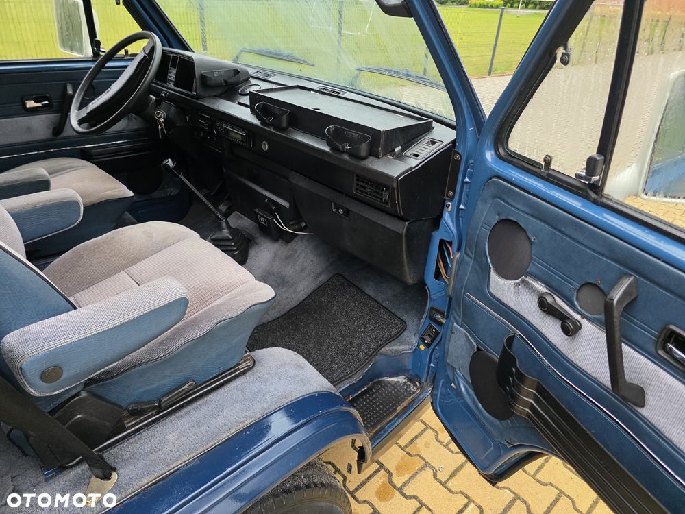 Volkswagen California - 21
