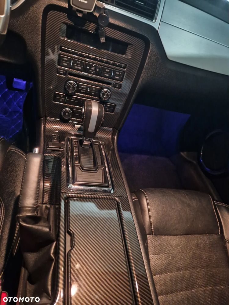 Ford Mustang 3.7 V6 Premium - 9