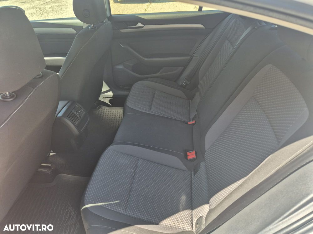 Volkswagen Passat 2.0 TDI Comfortline - 4