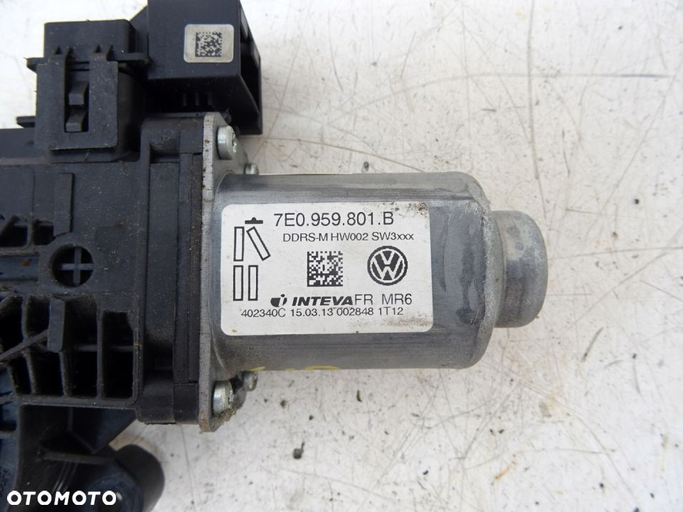 SILNICZEK SZYBY PRAWY PRZÓD VW T5 LIFT 7E0959801B - 2
