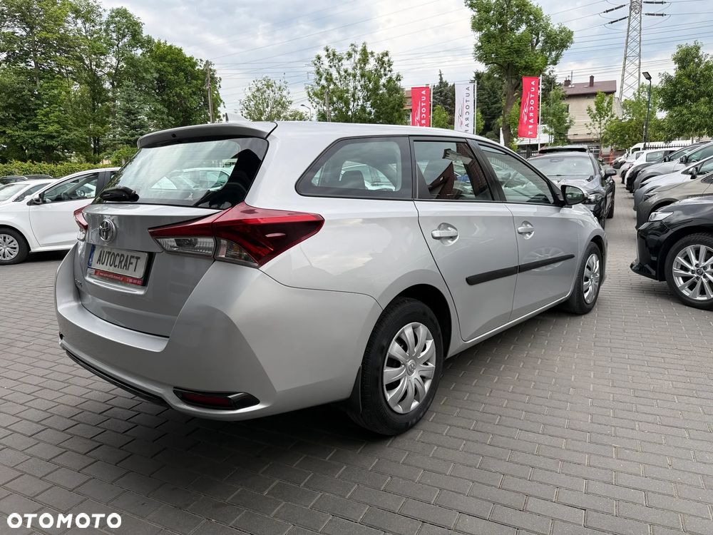 Toyota Auris 1.33 VVT-i Active - 26
