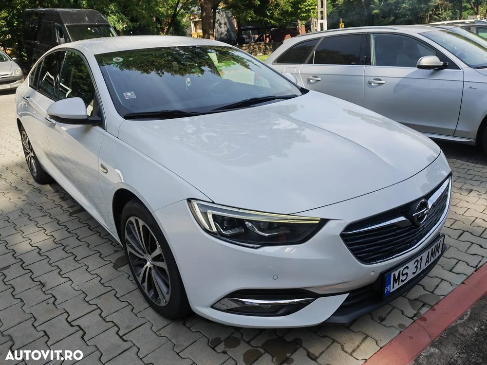 Opel Insignia - 2