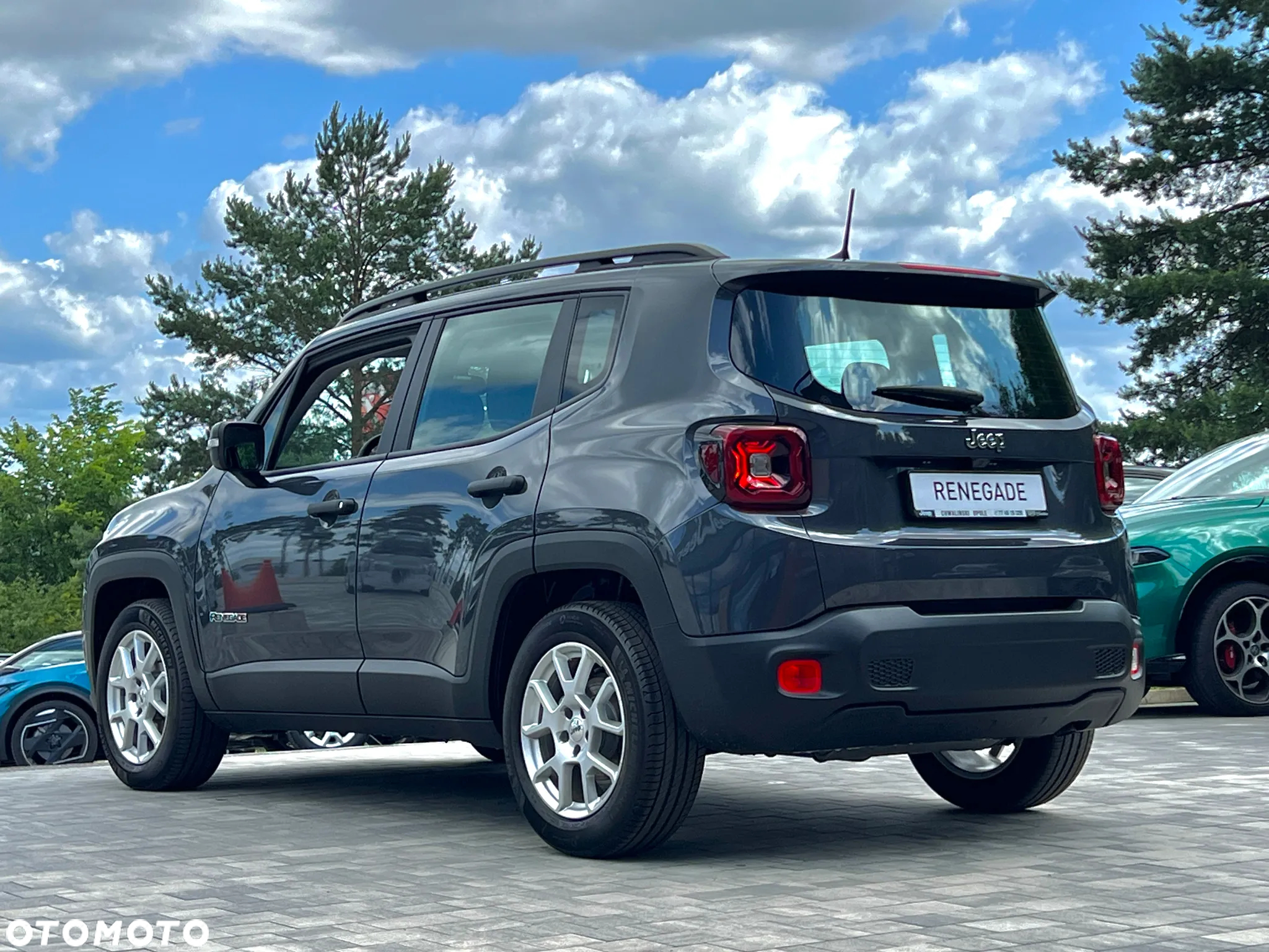 Jeep Renegade 1.5 T4 mHEV FWD S&S DCT - 6