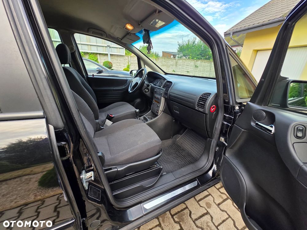 Opel Zafira 2.0 DTI Njoy - 5