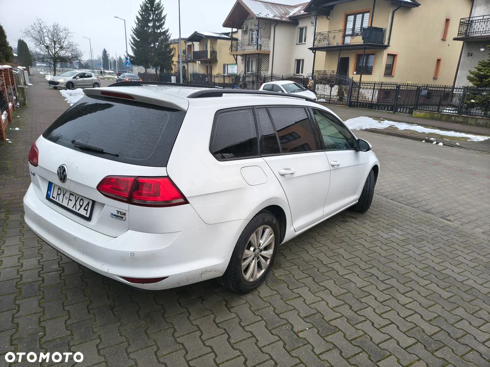 Volkswagen Golf 1.6 TDI BMT Comfortline - 11