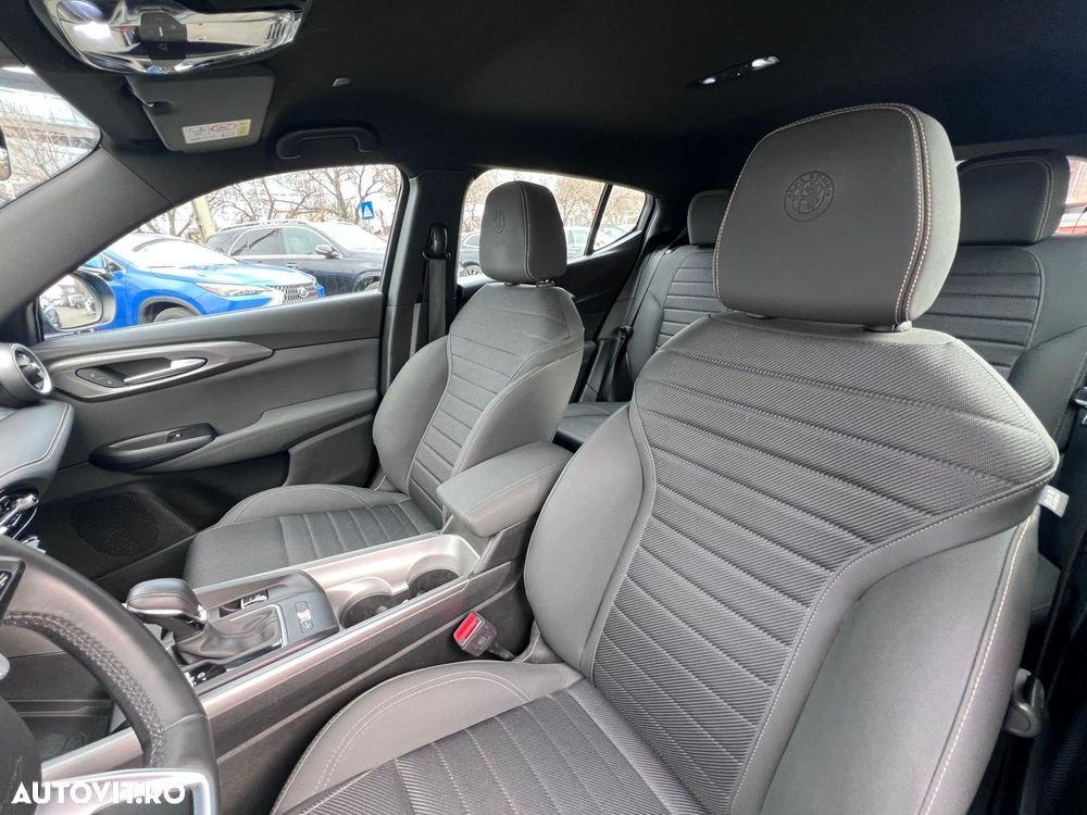 Alfa Romeo Tonale 1.5 FWD AT MHEV TI - 12