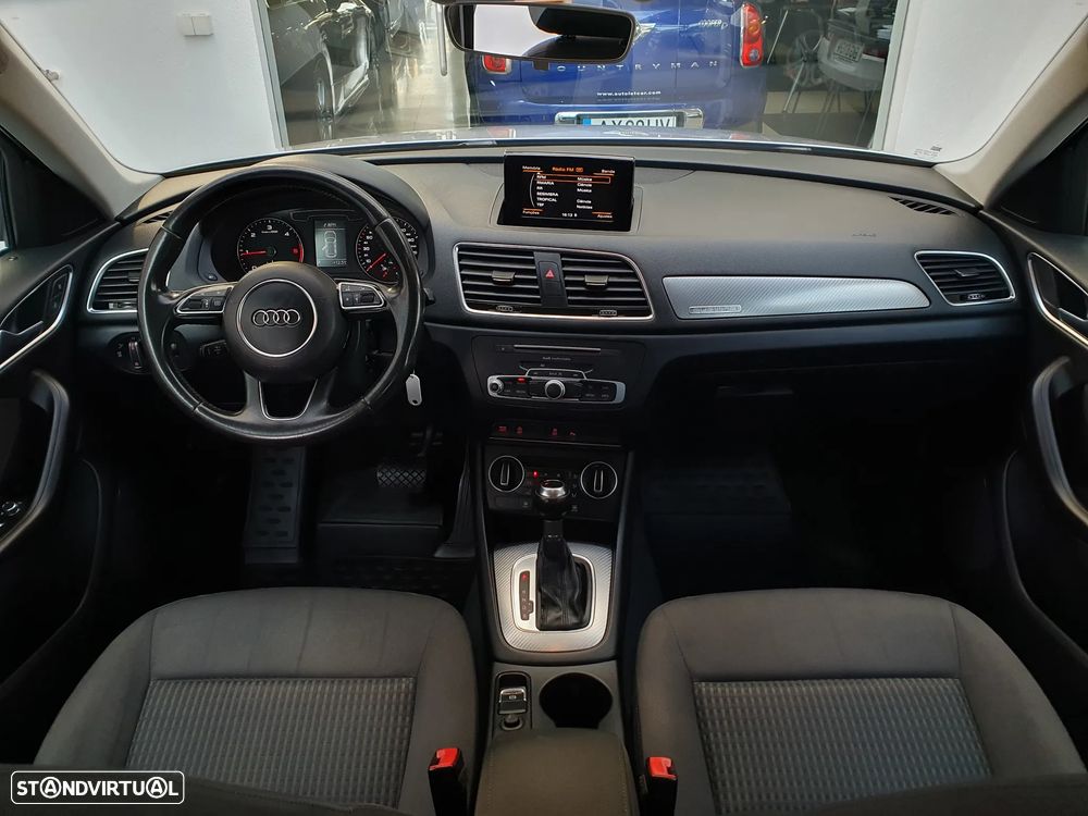 Audi Q3 2.0 TDI quattro Design S tronic - 23