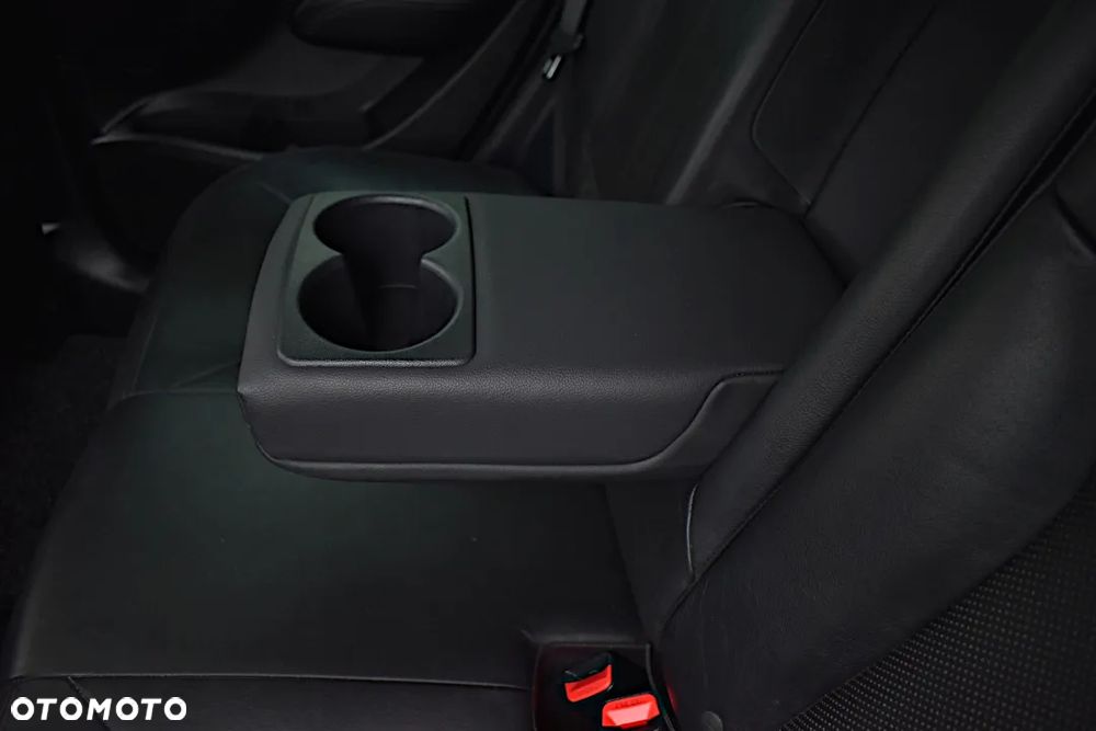 Hyundai ix35 1.6 GDI Premium 2WD - 29
