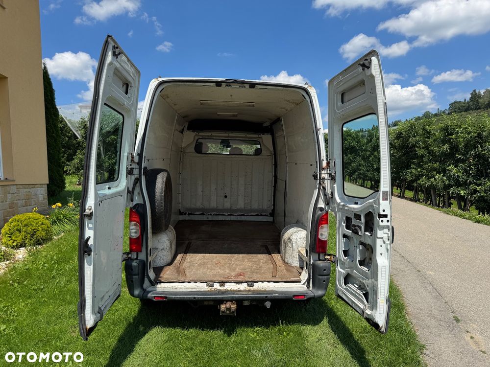 Nissan Interstar - 28