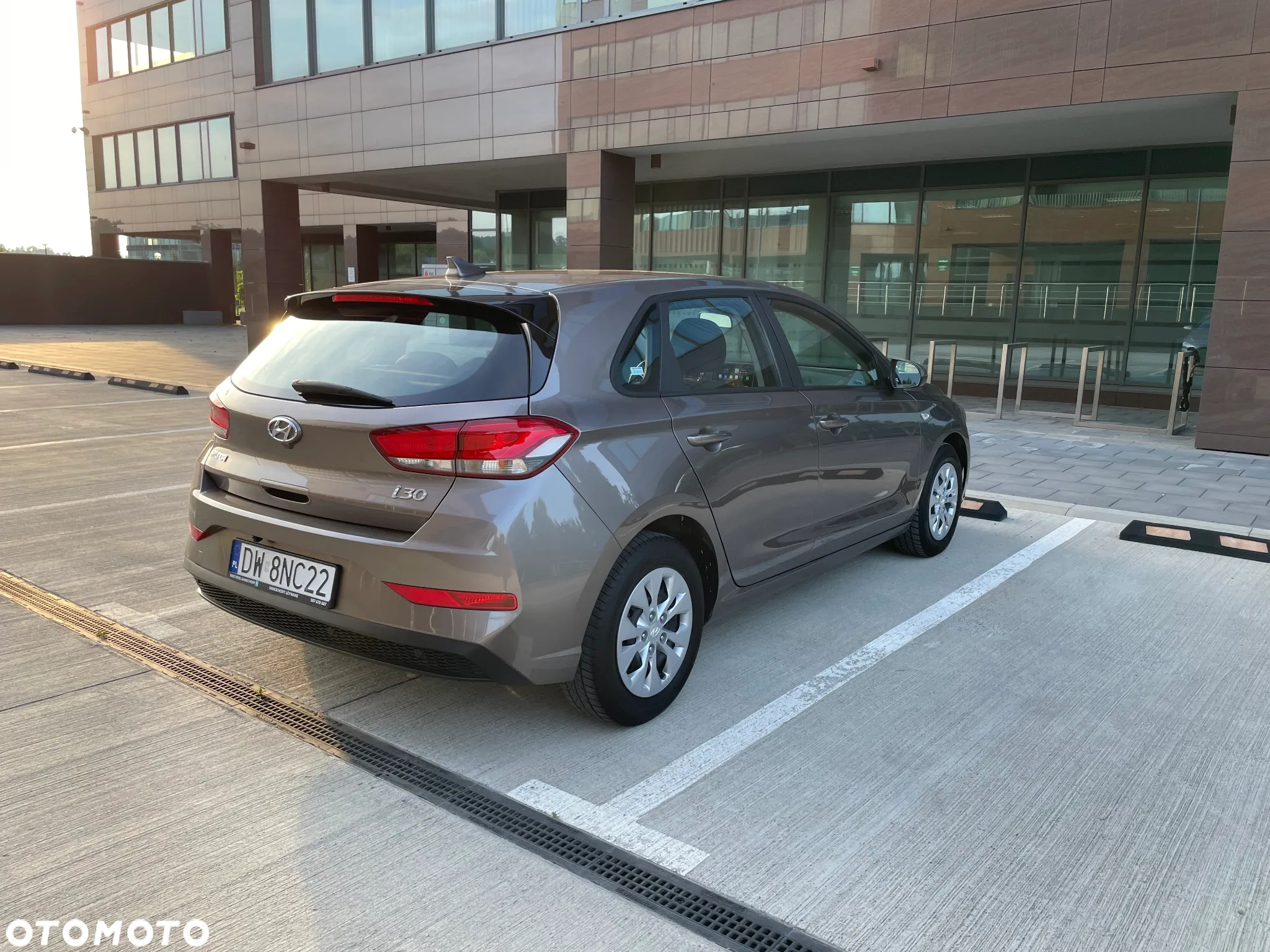 Hyundai i30 1.5 DPI Classic + - 13