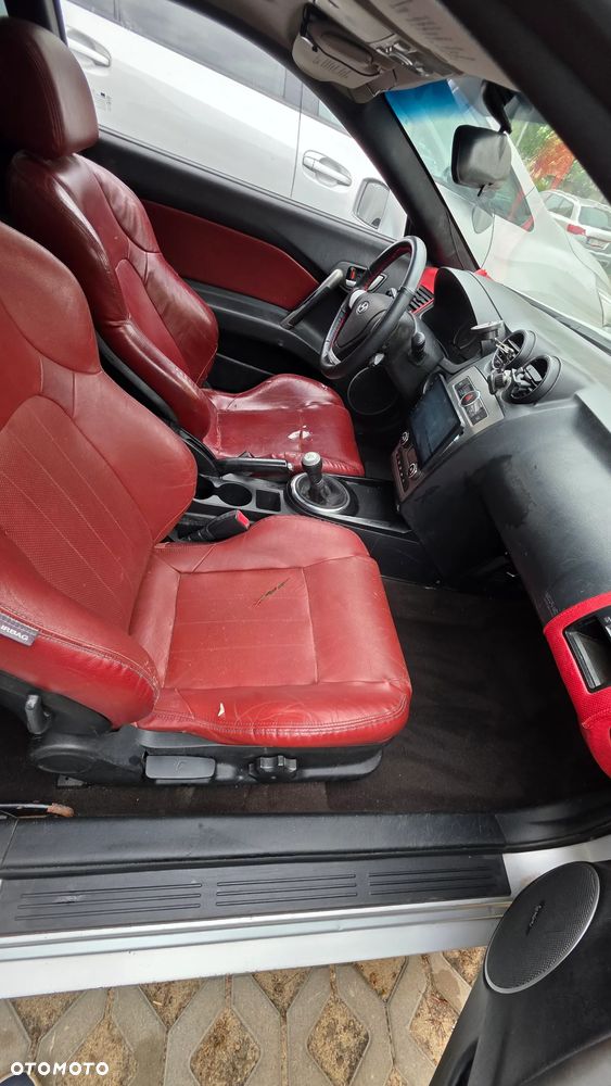 Hyundai Coupe 2.0 GLS - 10